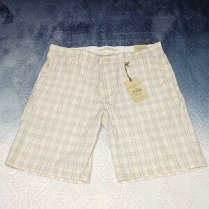 Men's Vintage 1948 Original Weatherproof Garment Co. Natural Shorts. NWT-$50.00.